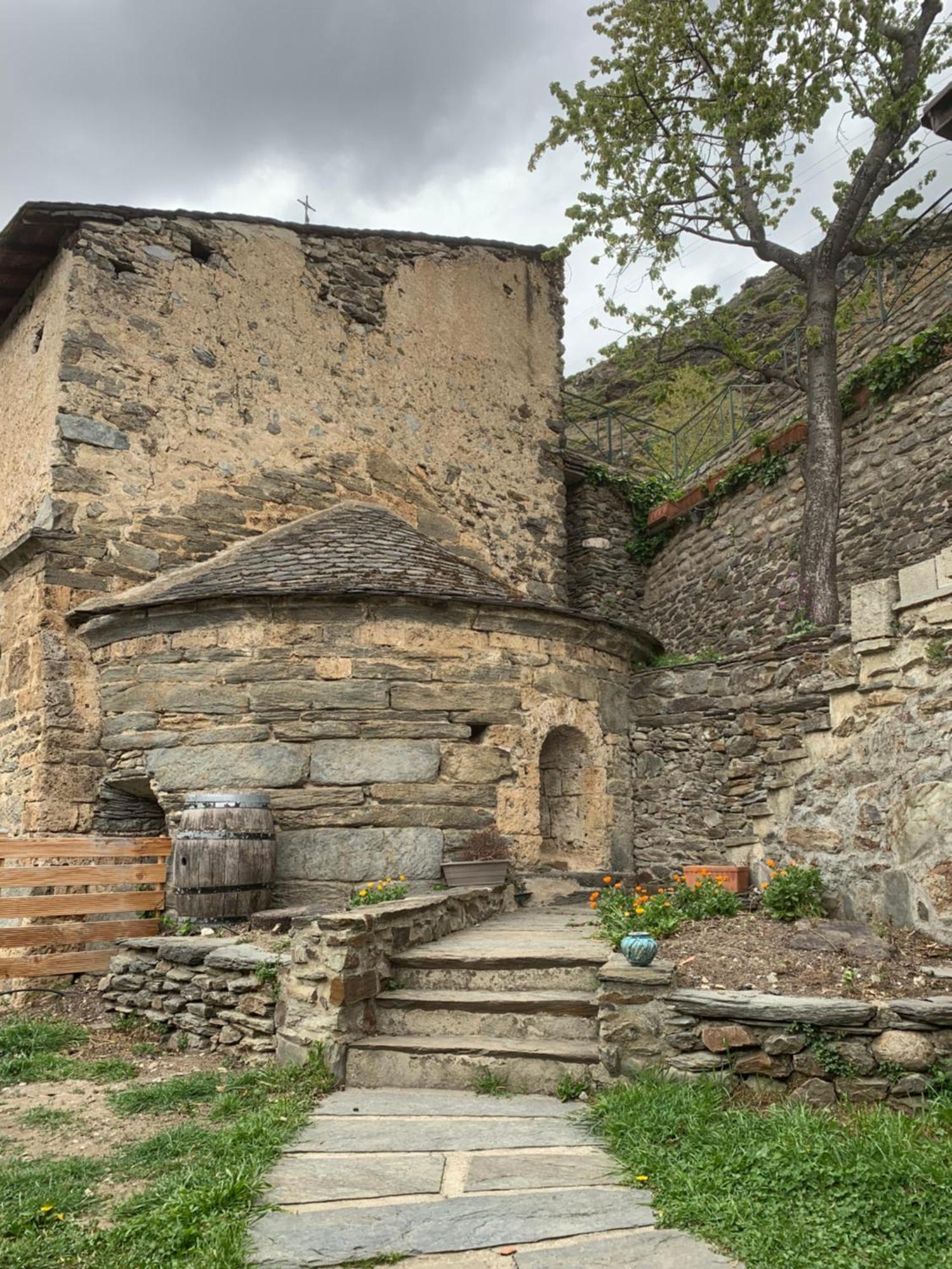 Gite Paisible Au Coeur Des Montagnes A Nohèdes Exterior foto